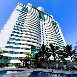 Lobie Barra Da Tijuca Mediterraneo Apartment *