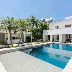 Villa The Marina