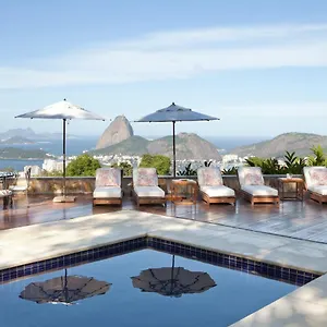 Villa Pavilhao Santa Teresa *