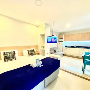Apartmanhotel Injoy & Aparts 2*